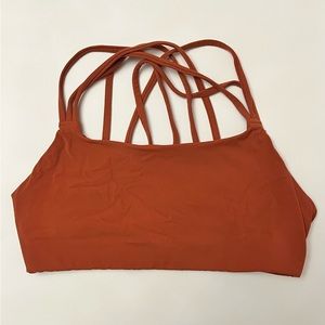 Athleta Hyperfocused Bra Powervita in Etruscan Red